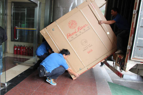 龙湖镇钢琴贵重工艺品无忧运